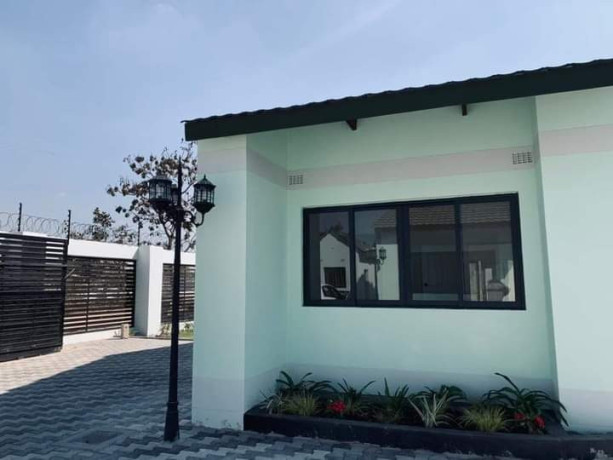 8-by-1-bedroom-apartments-for-rent-in-meanwood-ibex-hill-big-2