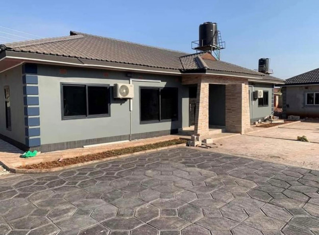 2-bedroom-flats-for-rent-in-ibex-meanwood-big-0