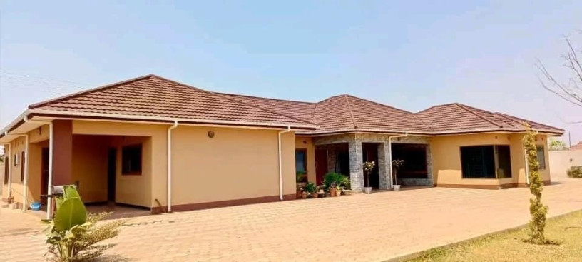 4-bedroom-house-for-sale-in-ibex-meanwood-big-2