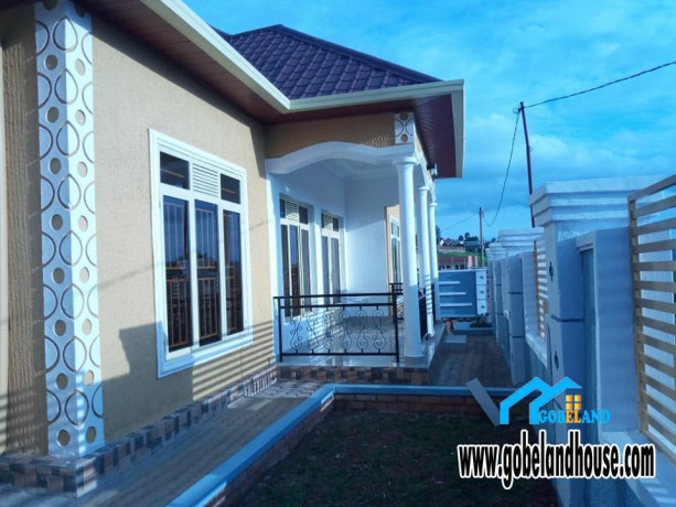 spacious-4-bedroom-house-in-kabeza-big-1