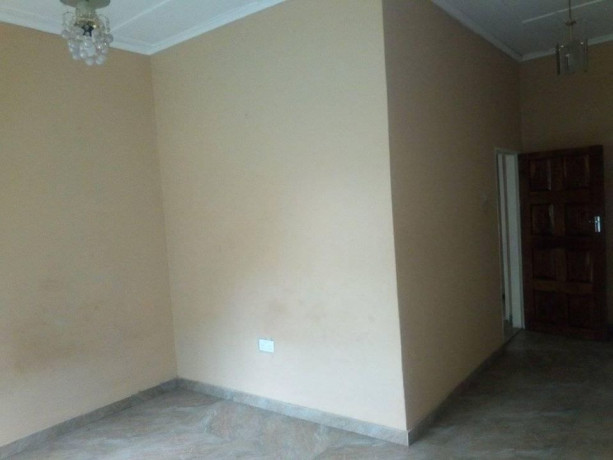 2-bedroom-flat-with-tiles-ceilings-geyser-and-borehole-big-0