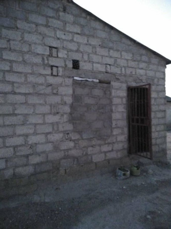 cheap-house-on-mungwi-road-with-extra-rooms-big-2