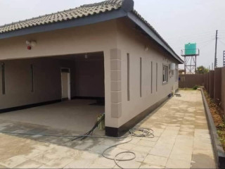 newly-built-3-bedroom-stand-alone-house-for-rent-in-meanwood-kwamwena-phase-2