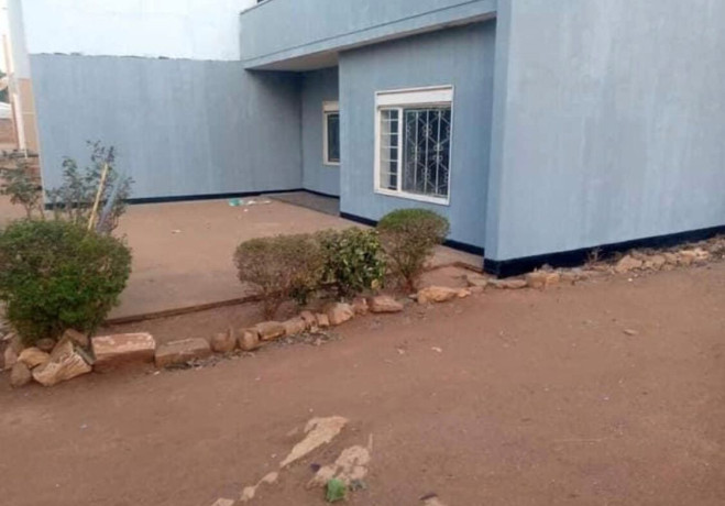 2-bedroom-flat-for-sale-in-woodlands-big-0