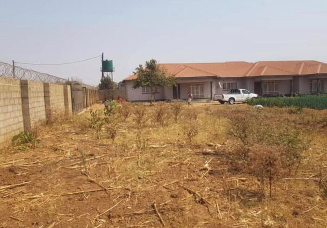 3-x-2-bedroom-flats-for-sale-in-chelstone-big-2