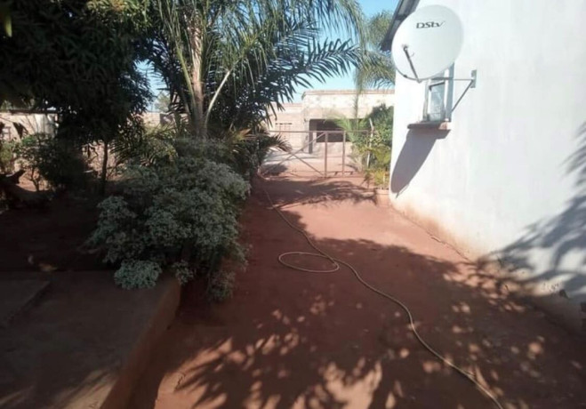 4-bedroom-house-for-sale-in-livingstone-big-1