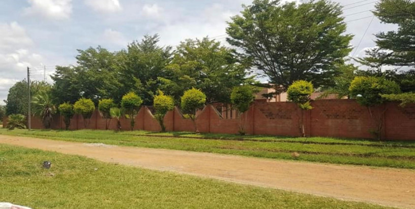 6-bedroom-house-for-sale-in-lilayi-big-2