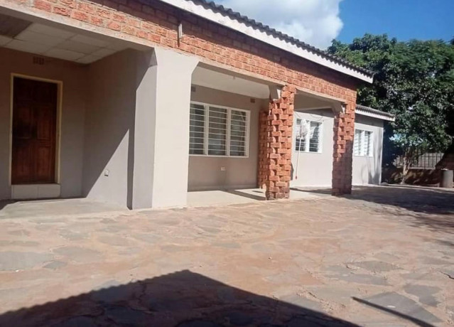 3-bedroom-flats-for-sale-in-chalala-big-0