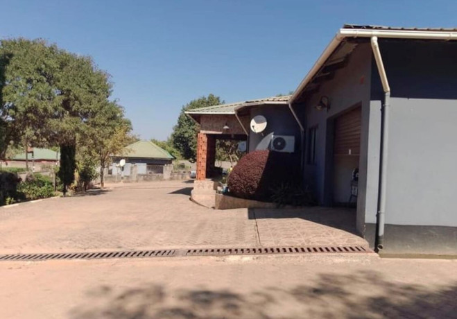 4-bedroom-house-for-sale-in-chilanga-big-4