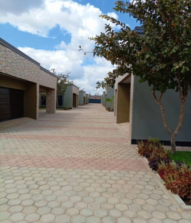 1-x-2-and-1-x-3-bedroom-apartments-for-rent-big-5