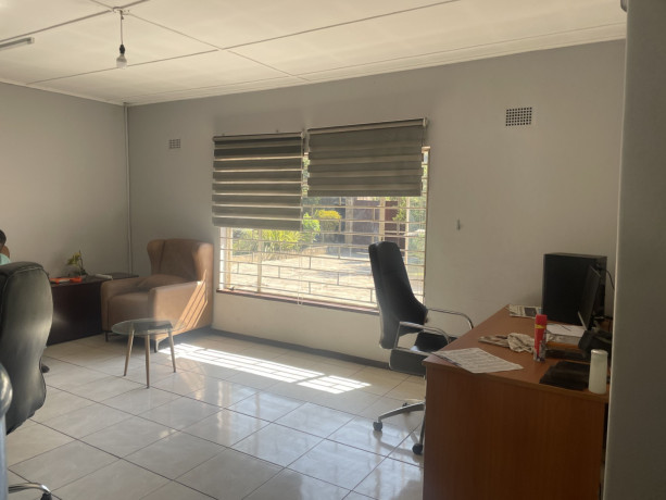 4-bedroom-house-for-rent-in-rhodes-park-big-3