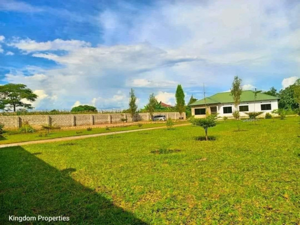 3-bedroom-house-for-sale-in-silverest-big-6