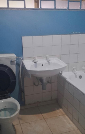 3-bedroom-house-for-rent-in-avondale-big-7