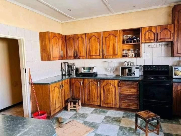 4-bedroom-house-for-sale-in-chudleigh-big-1