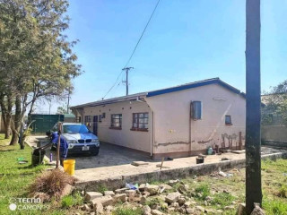 3-bedroom-house-for-sale-in-kabwata-site-and-service