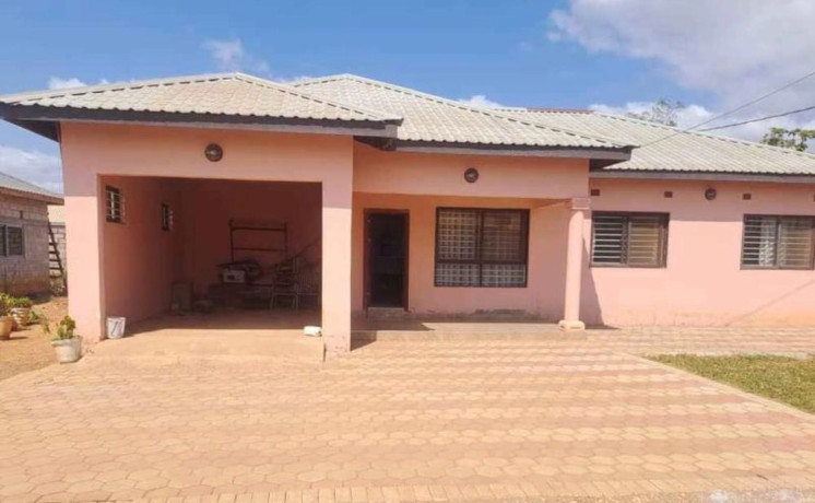 3-bedroom-flat-for-rent-in-chalala-big-0