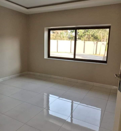 4-bedroom-house-for-rent-in-longacres-big-6