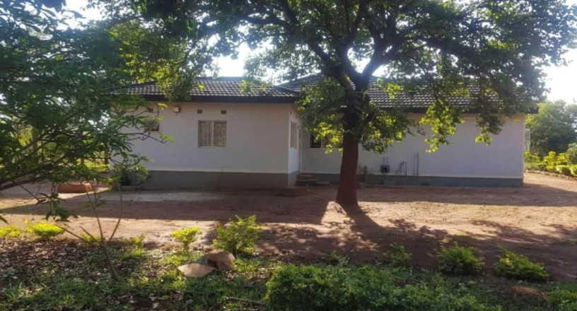 5-bedroom-house-for-rent-in-new-kasama-big-0