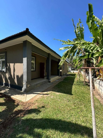 5-bedroom-house-for-sale-in-silverest-big-0