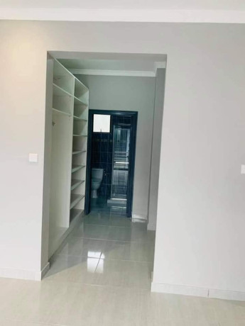 3-bedroom-apartment-for-rent-in-woodlands-big-5