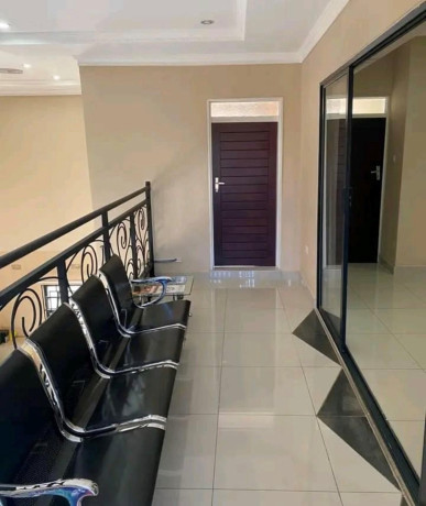 office-space-for-sale-in-rhodespark-big-6