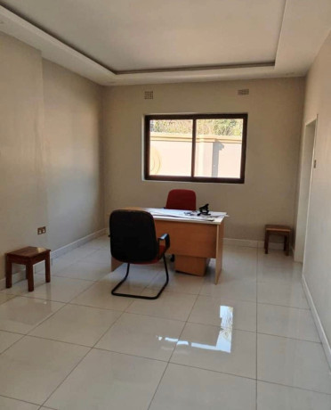 office-space-for-rent-in-longacres-big-2