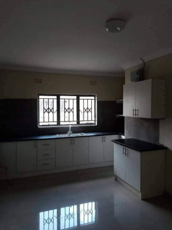 2-bedroom-flat-for-sale-in-woodlands-big-1