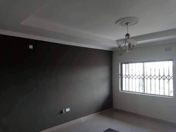 2-bedroom-flat-for-sale-in-woodlands-big-3