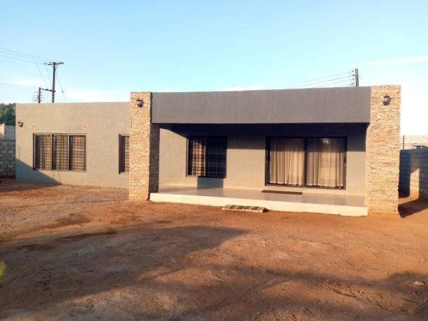 3-bedroom-house-for-sale-in-meanwood-ibex-big-0