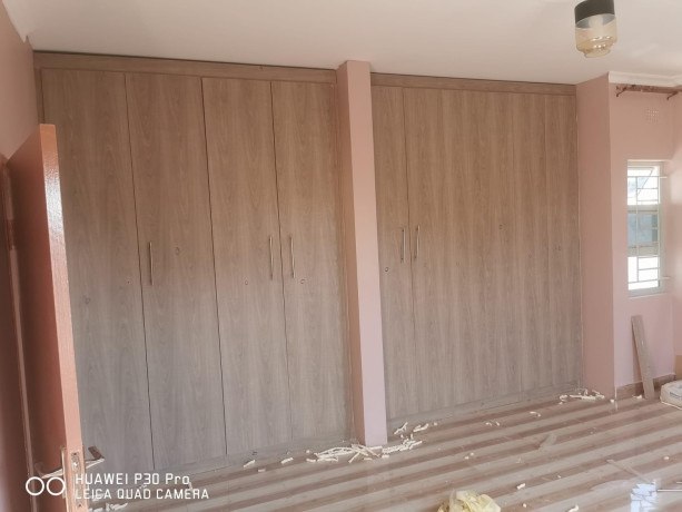 3-bedroom-flat-for-rent-in-lilayi-big-6