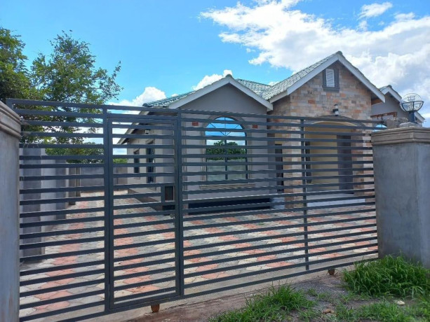 3-bedroomed-house-for-sale-in-lilayi-big-4