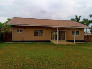 3-bedroom-flat-for-rent-in-ibex-hill