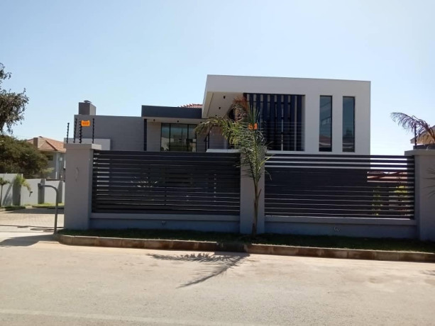 4-bedroom-house-for-sale-in-roma-park-big-6