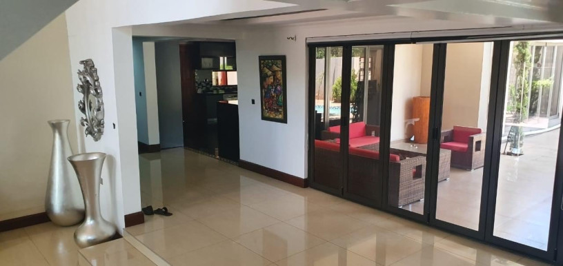 6-bedroom-house-for-sale-in-roma-park-big-8