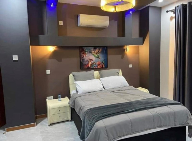 beautiful-5-bedroom-house-for-sale-in-roma-park-big-7