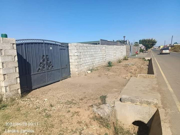 3-bedroom-flat-for-sale-in-chalala-big-4