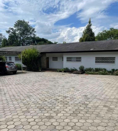 5-bedroom-house-for-rent-in-kabulonga-big-0