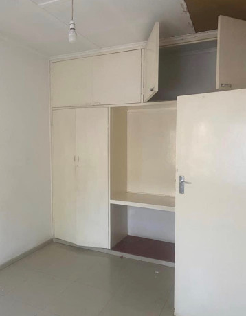 2-bedroom-flat-for-rent-in-kabulonga-big-7