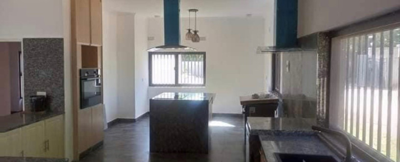 6-bedroom-house-for-sale-in-kabulonga-big-5