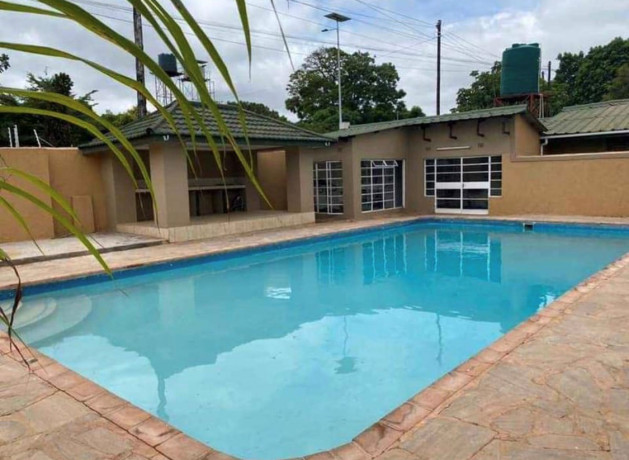 3-bedroom-flat-for-rent-in-kabulonga-big-4