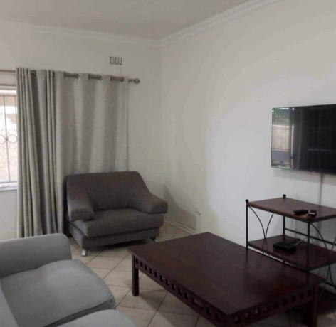 3-bedroom-flat-for-rent-in-kabulonga-big-8