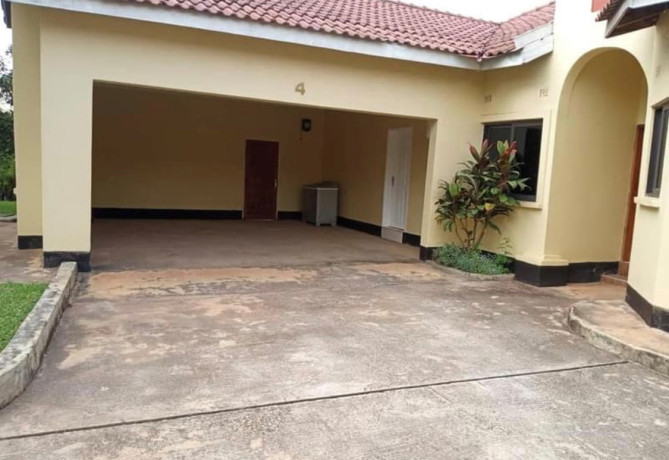 3-bedroom-house-for-rent-in-kabulonga-big-1