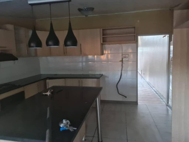 3-bedroom-flat-for-sale-in-kabulonga-big-3