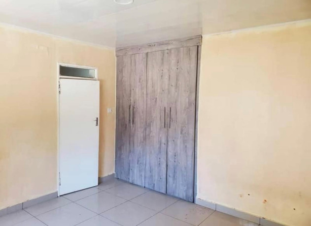 4-bedroom-house-for-sale-in-olympia-big-5