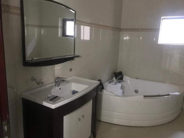 3-bedroom-apartment-for-rent-in-olympia-extension-big-9