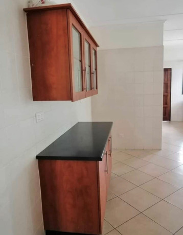 3-bedroom-flat-for-rent-in-olympia-big-4
