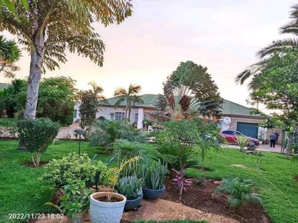 4-bedroom-flat-for-sale-in-woodlands-extension-big-2