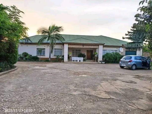 4-bedroom-flat-for-sale-in-woodlands-extension-big-4