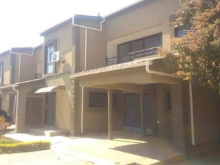 4-bedroom-flat-for-rent-in-makeni