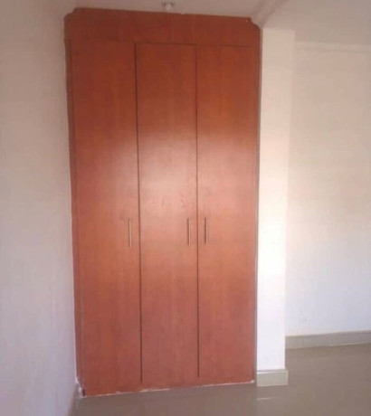 4-bedroom-flat-for-rent-in-makeni-big-3
